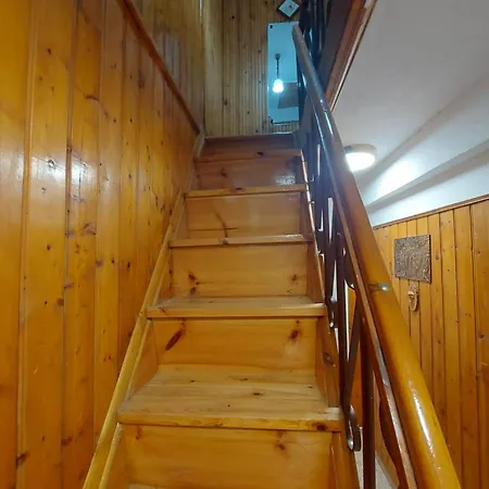 бела * Tărgovište