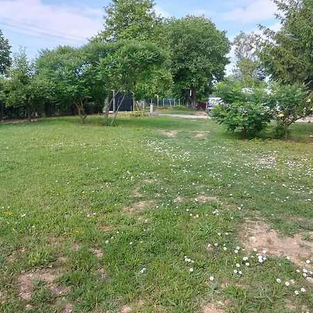 бела Casa vacanze Tărgovište