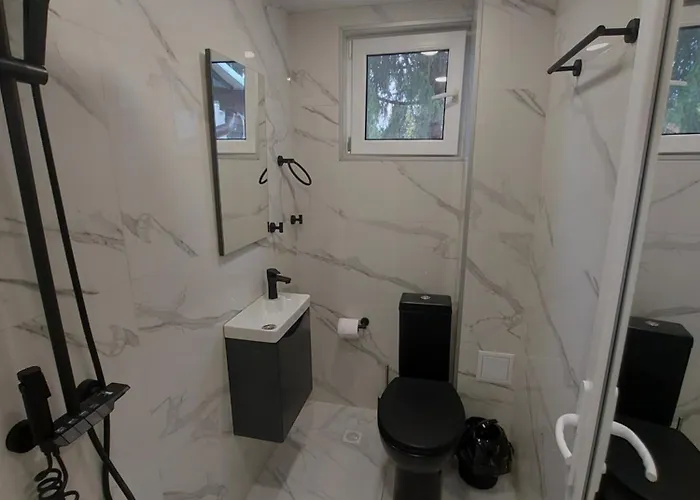 бела Ваканционна къща