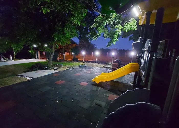 бела Ваканционна къща